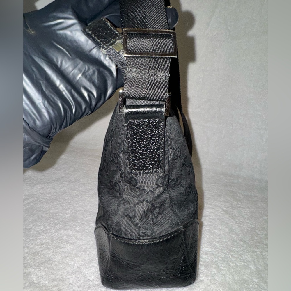 GUCCI GG Canvas/Leather Shoulder Bag Black. - Picture 5 of 15